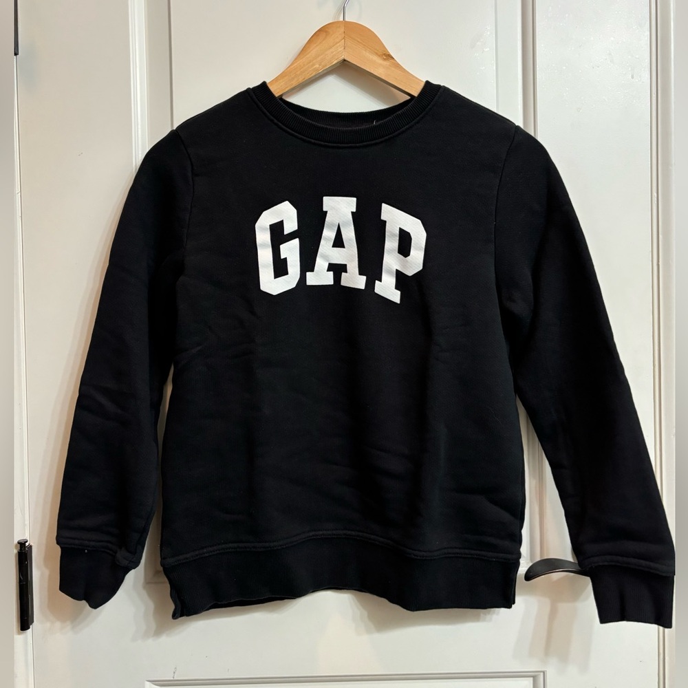 Gap Sweatshirt